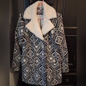 Billabong Geometric Black and Cream Coat